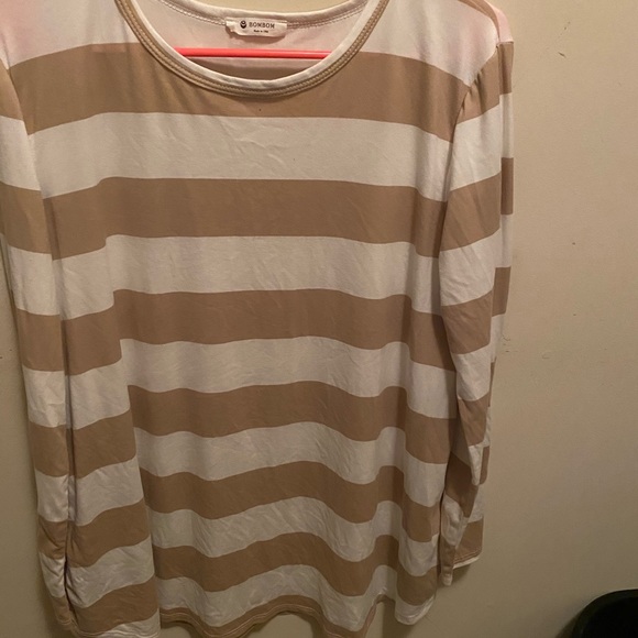 Whait and tan long sleeve Bombom shirt - Picture 1 of 2